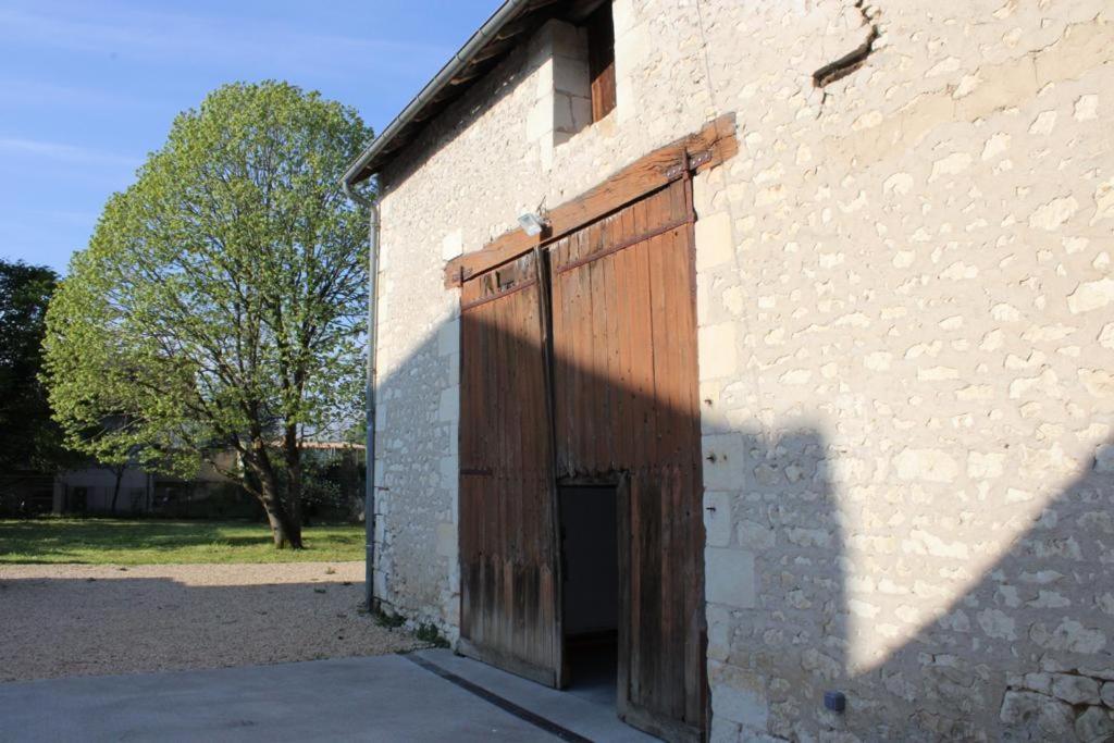 Coliwork Le Saint Romain Dange-Saint-Romain Ngoại thất bức ảnh