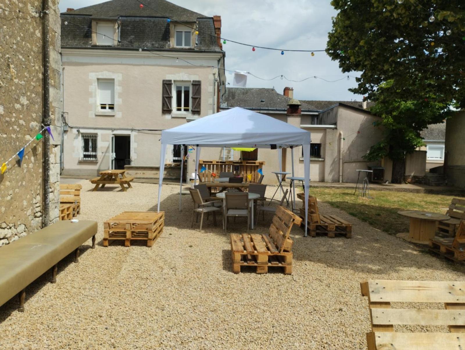 Coliwork Le Saint Romain Dange-Saint-Romain Ngoại thất bức ảnh
